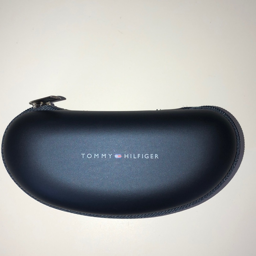 glasses holder